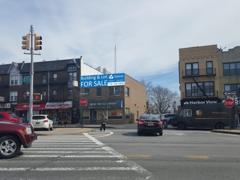 2,860 SF Building and Lot with Available Air Rights