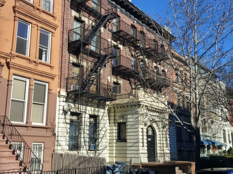 30 Unit Building