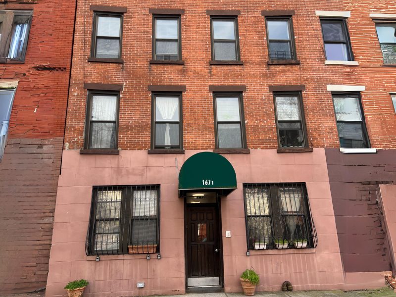 Fully Free Market Multifamily in Park Slope